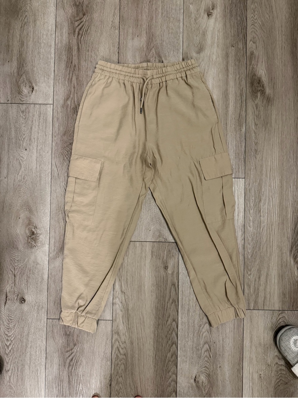 Zara Women Beige Cargo Jogger Pants